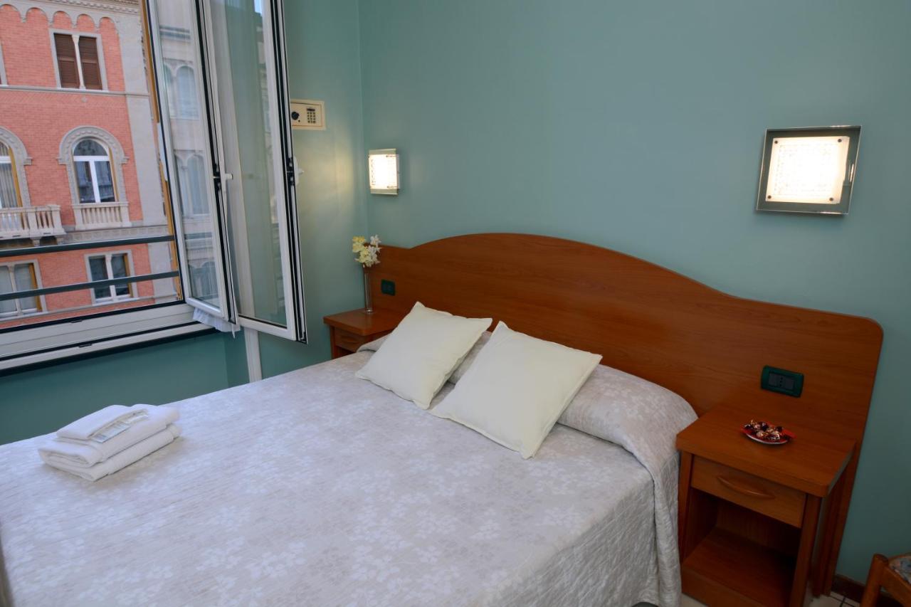 Soana City Rooms Genua Exterior foto